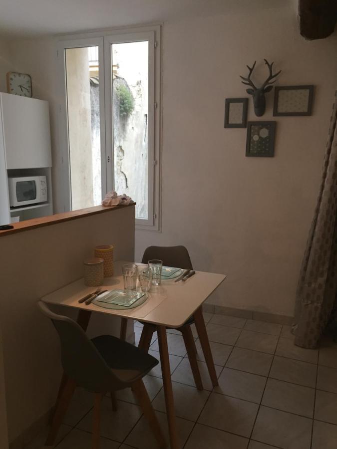 Studio Centre Avec Terrasse Авиньон Экстерьер фото